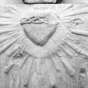 «Las piedras vivas del monumento»