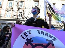 La «ley trans» o la perversión hecha ley